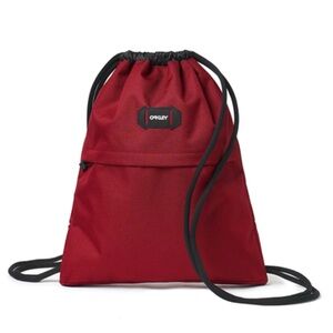 Oakley Men's Street satchel Bag. Gym, school, work, beach etc. NWOT.